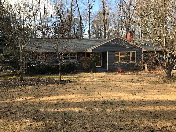 2nd image of 106 Vaiden Dr