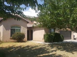 13834 Buttermilk Rd, Victorville, CA 92392