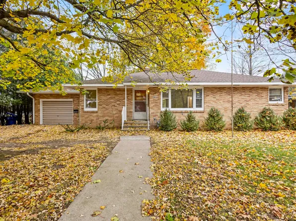 127 N Lake St, Peshtigo, WI 54157