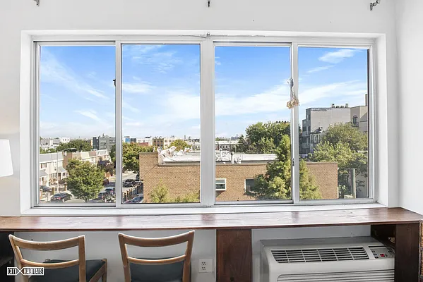 Sold by Citi Habitats | media 4