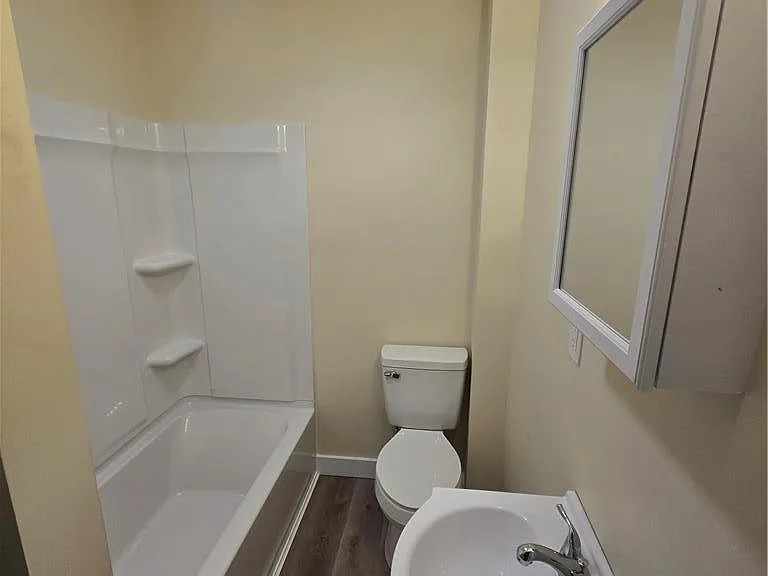 205 Front St #1F — Photo 5