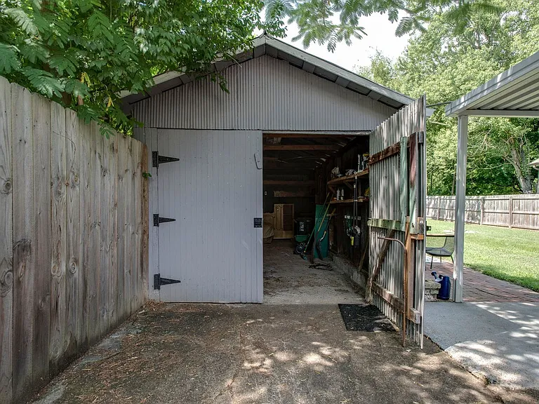 919 Sharpe Ave — Photo 25