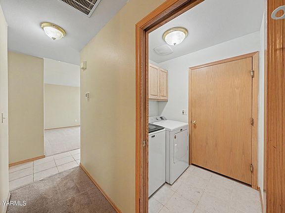 5th image of 613 N 9th St