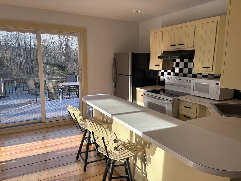 2397 Glasco Turn Pike — Photo 37