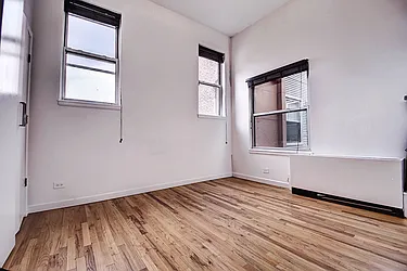 Rented by Urbane Brokerage