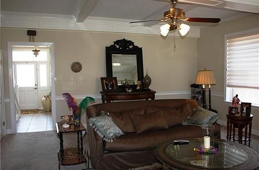 5th image of 3733 Scofield St