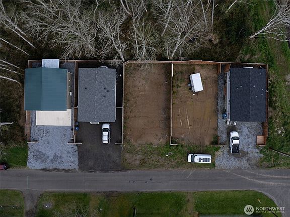 3rd image of 606 N 2nd Street