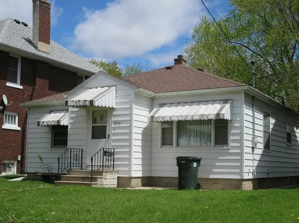 210 Rhey St, Waterloo, IA 50703