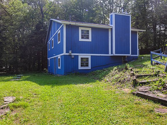 3rd image of 3119 Essex Rd