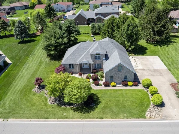 804 Colliers Way, Weirton, WV 26062