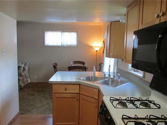 3rd image of 3403 W 231st St