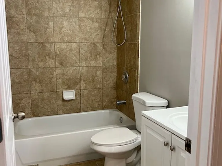 2506 Godfrey Dr NW — Photo 4