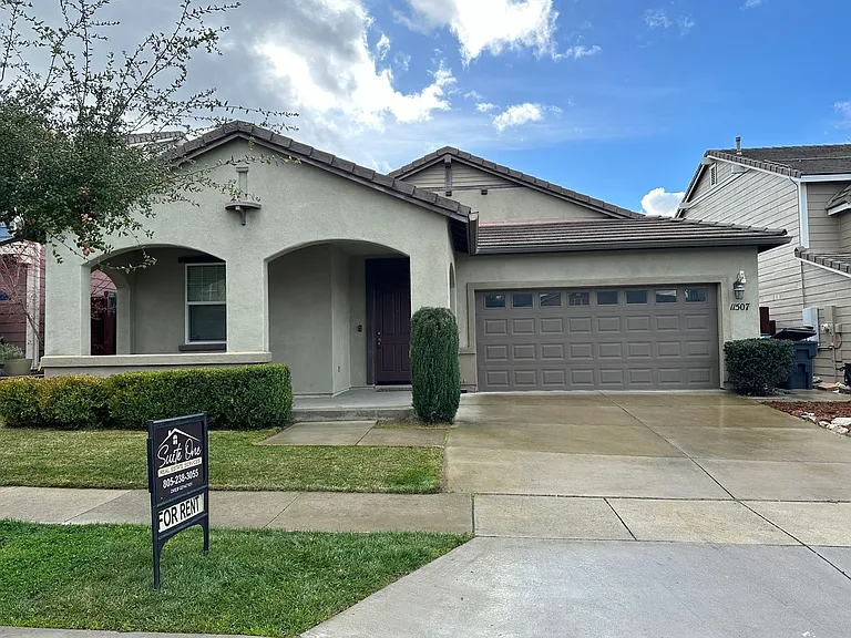 11507 Piona Ln — Photo 1