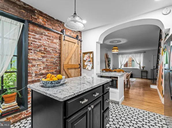 1910 Durfor St, Philadelphia, PA 19145