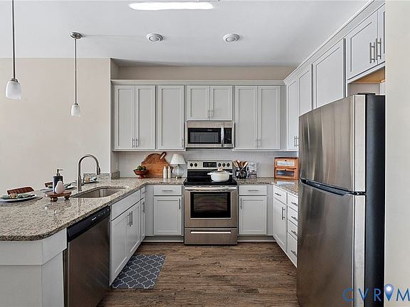 3rd image of 10526 Stony Bluff Dr #105
