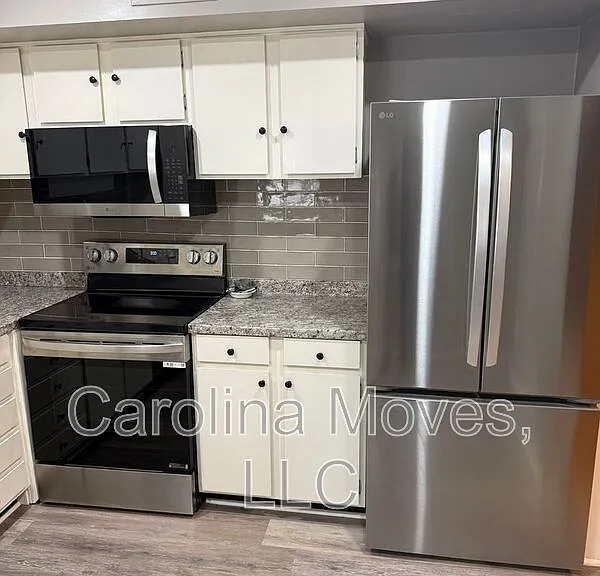 925 Cleveland St #102 — Photo 25