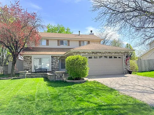 2338 Woodview Ln Photo 1