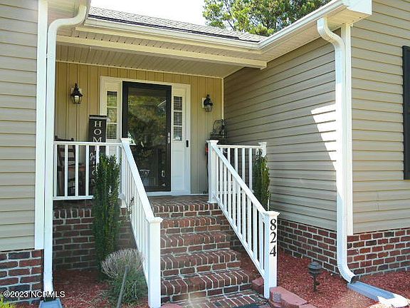 2nd image of 824 Binker Drive