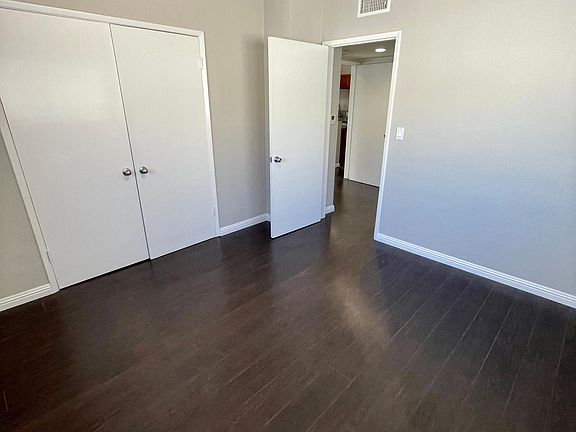 5th image of 1005 E Doran St APT D