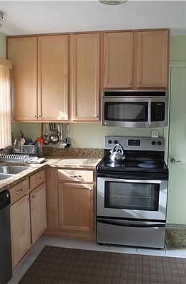 4th image of 3058 Birch Row Dr
