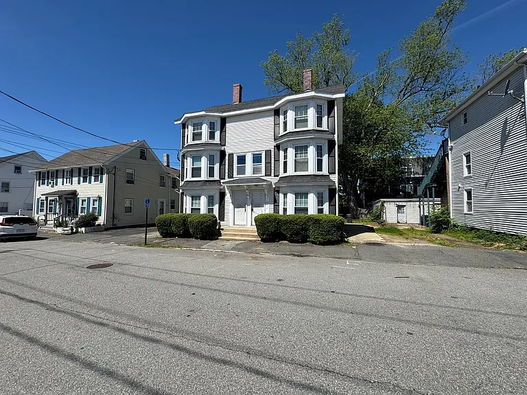 48-50 Portland St #1-50 — Photo 13