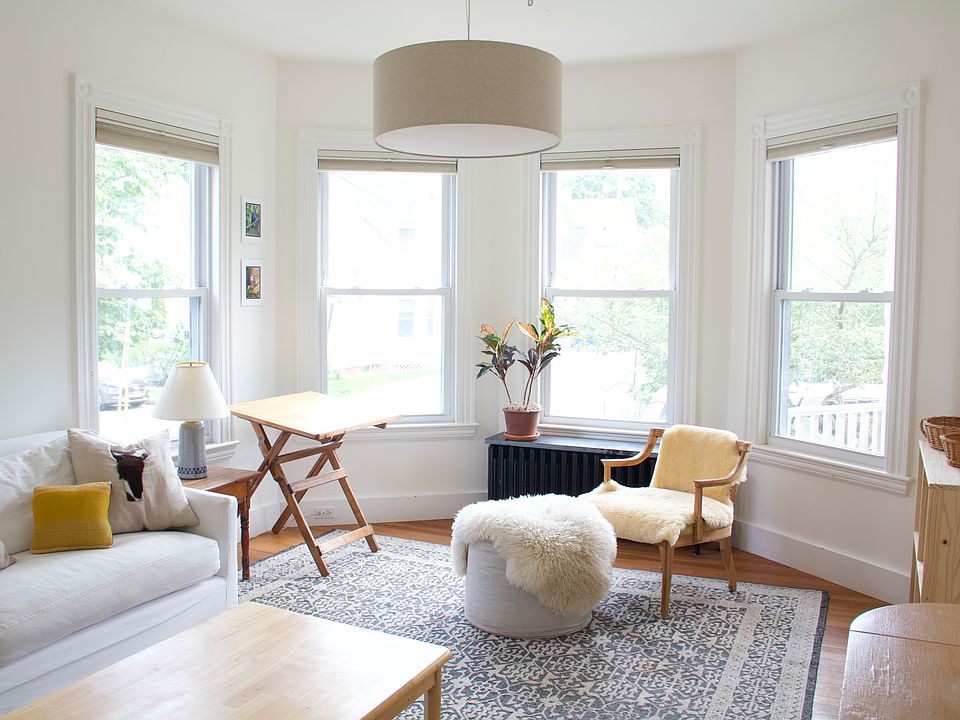 1st image of 29 Sawyer St APT 1