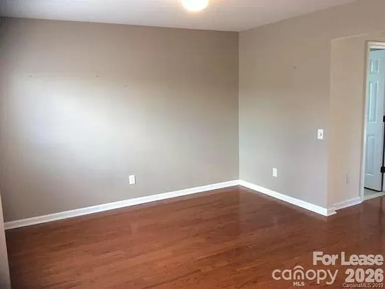 9204 Bellegarde Dr — Photo 4