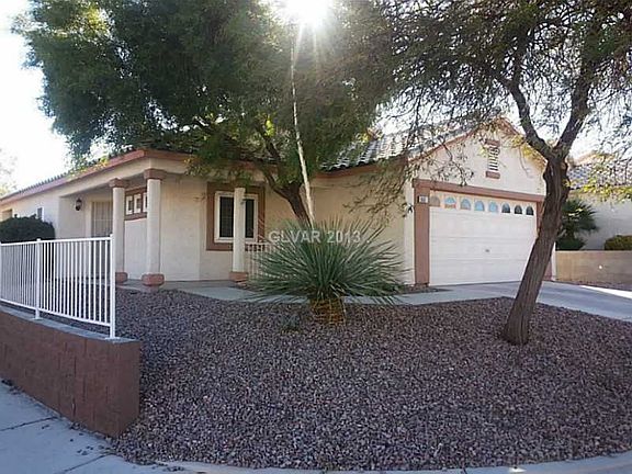 3rd image of 8001 Candlenut Ave