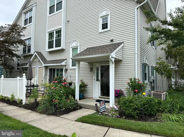 601 Wharton Rd, Mount Laurel, NJ 08054