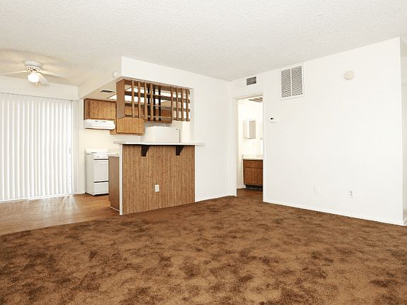 3rd image of 12830 N Paradise Village Pkwy W APT 1099