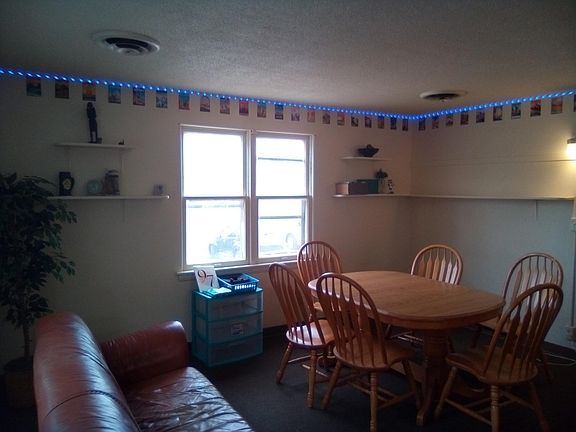 5th image of 534 College Ave #8