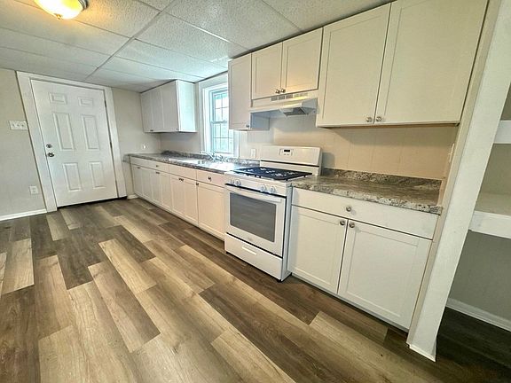 2nd image of 1722 North Ave