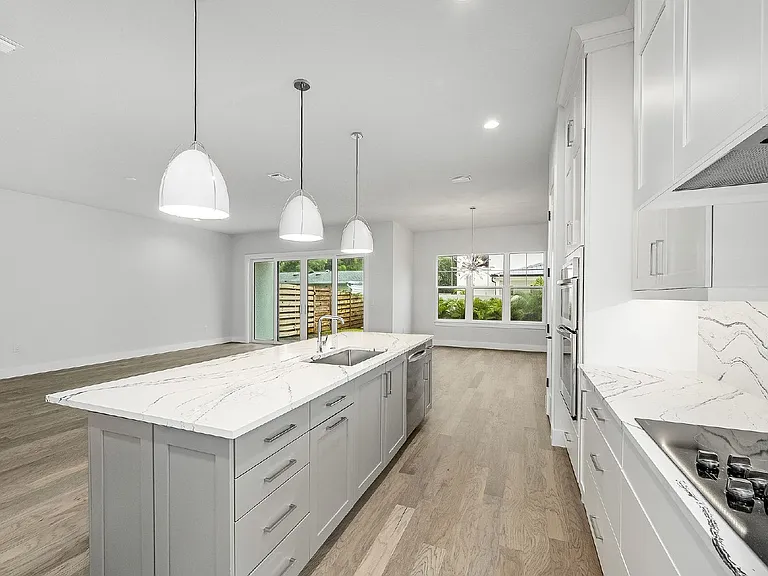 111 Watson Dr — Photo 19