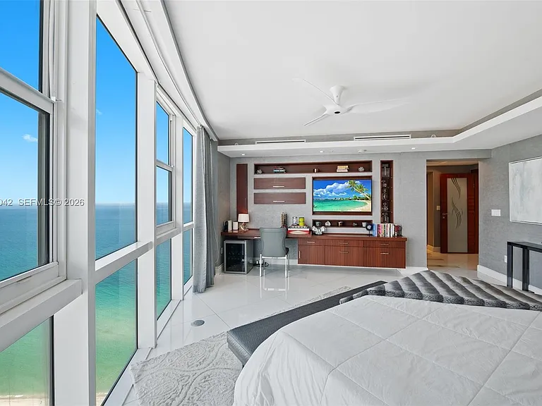 18201 Collins Ave #5201 — Photo 17