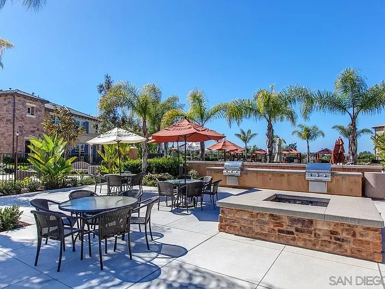 10637 Golden Willow Trl — Photo 2