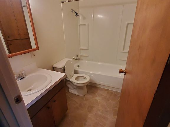 3rd image of 361 Langer Ave S #33