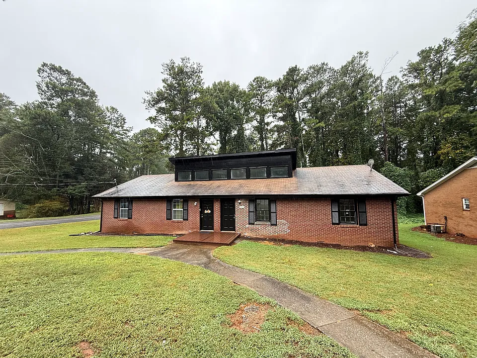 423 Charleston Ln #423