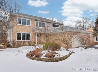 320 Chippewa Ln, West Chicago, IL
