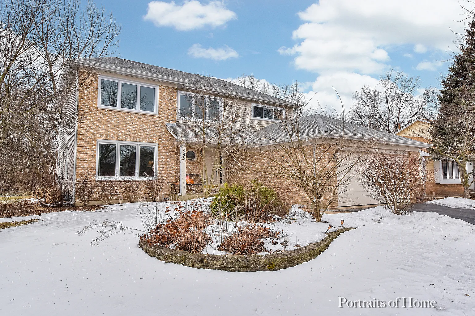 320 Chippewa Ln photo 1