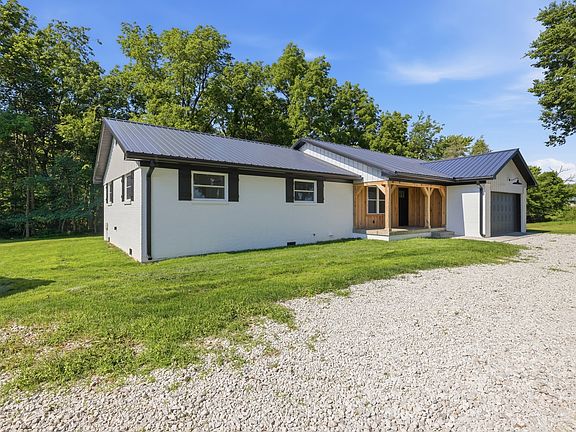 3rd image of 8667 W County Road 550 N