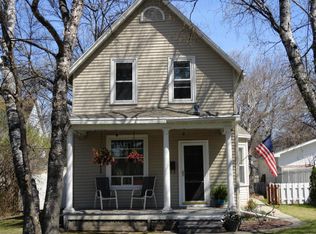 807 Walnut St, Grand Forks, ND 58201