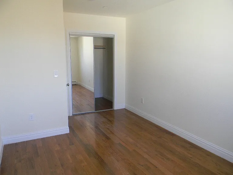 3410 Wickham Ave #1 — Photo 17