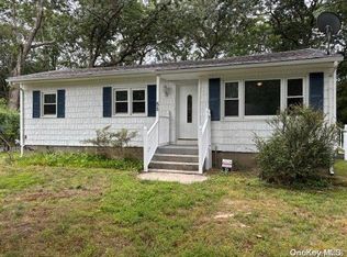 55 Oakland Dr W, Riverhead, NY 11901