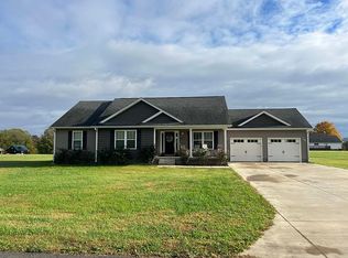 130 Lakeside Pl, Campbellsville, KY 42718