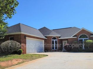 501 Manchester Ln, Byron, GA 31008