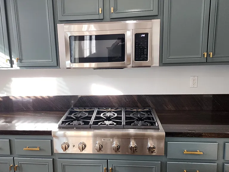 450 Rocco Cir — Photo 7