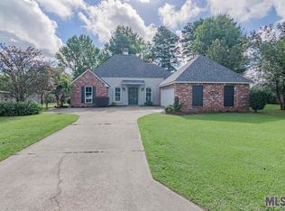 36595 Shadow Ln, Prairieville, LA 70769