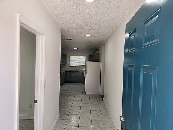 3rd image of 6263 Hoffner Ave #4072598442