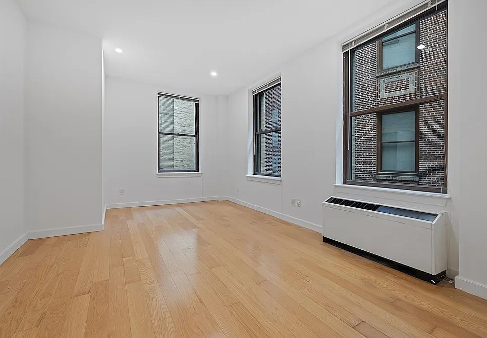 1st image of 37 Wall St APT 16H