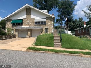 739 Charette Rd, Philadelphia, PA 19115